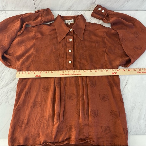 Vintage Saint Claire made in France 100% silk burnt orange long sleeve blouse - Picture 8 of 9